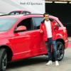 Dani Alves lors d'une journée au cours de laquelle les joueurs du FC Barcelone ont reçu leur voiture de fonction de chez Audi à Barcelone le 21 Novembre 2012