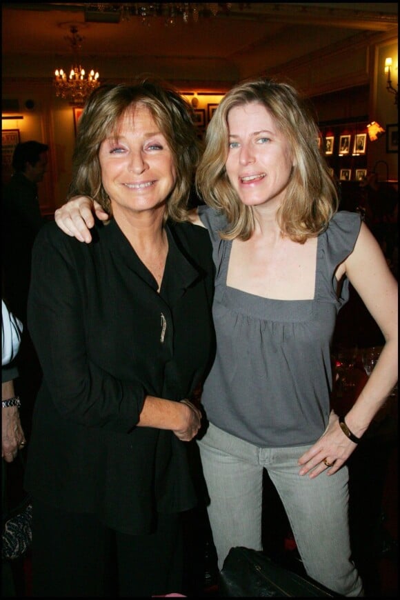 Danièle Thompson et sa fille Caroline le 4 mai 2006 à Paris
