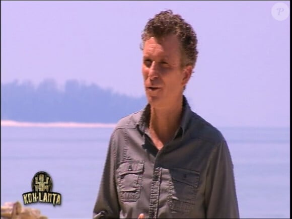 Denis Brogniart dans Koh Lanta Malaisie lors de l'épisode 4, diffusé le vendredi 23 novembre sur TF1.