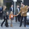 Le prince Felipe et la princesse Letizia, avec leurs filles Leonor et Sofia, visitaient le 25 novembre 2012 à l'hôpital Quiron San José de Madrid le roi Juan Carlos Ier après son arthroplastie à la hanche gauche.