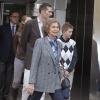 La famille royale d'Espagne rendait visite le 25 novembre 2012 à l'hôpital Quiron San José de Madrid le roi Juan Carlos Ier après son arthroplastie à la hanche gauche.