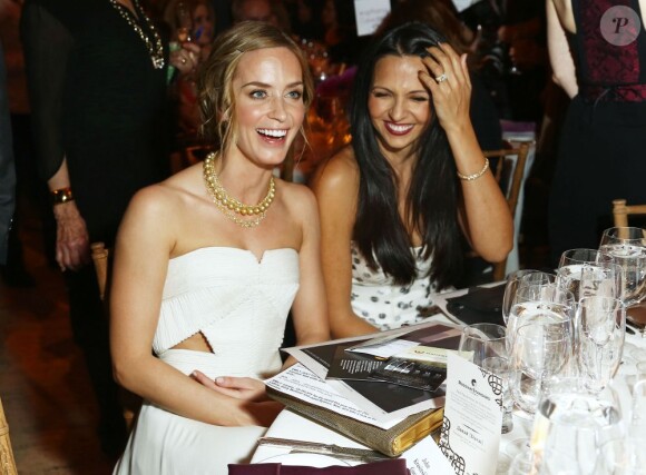 Emily Blunt et Luciana Baroso lors de la soirée de remise de prix des Gotham Independent Film Awards à New York le 26 novembre 2012.
