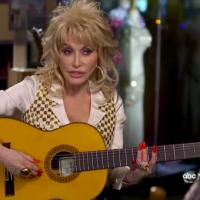 Dolly Parton : Homosexualité et chirurgie esthétique, l'interview qui décoiffe
