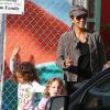 Halle Berry va chercher sa fille Nahla, 4 ans, à l'école à Los Angeles le 3 décembre 2012.