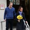 Kate Middleton, enceinte, a quitté en compagnie de son époux le prince William l'hopital King Edward VII le 6 décembre 2012 après trois jours de traitement pour des troubles liés à sa grossesse.