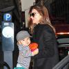 Miranda Kerr et son fils Flynn quittent la maison. New York le 7 décembre 2012.
