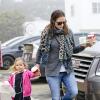 Jennifer Garner et sa fille Seraphina Affleck pour une sortie matinale à Brentwood, Los Angeles, le 7 décembre 2012.