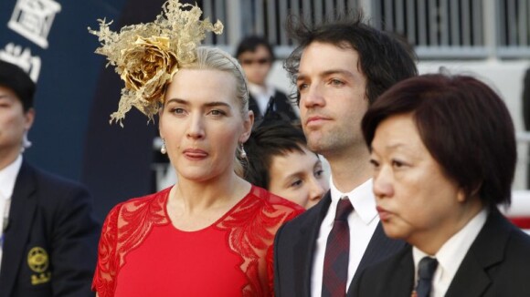 Kate Winslet, amoureuse, joue les ambassadrices de charme à Hong Kong
