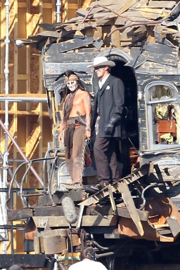 Johnny Depp et Armie Hammer sur l'impressionnant tournage de Lone Ranger en Californie, le 27 septembre 2012.