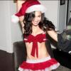 L'actrice Naya Rivera a posté sur Twitter cette photo d'elle même déguisée en lutin de Noël sexy, avec le message : "Hahahaha this is hysterical. Christmas FUN!!!"