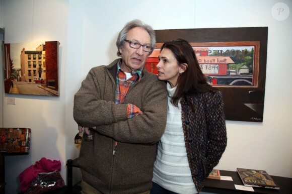 Adeline Blondieau et son père Christian au vernissage de l'exposition 'Amérique - Instantanés' de Laurent Hubert à la galerie Myriane à Paris, le 13 décembre 2012