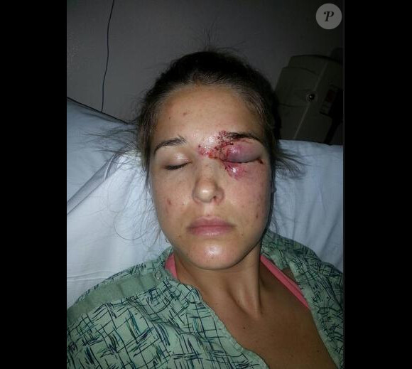 Morgan Miller, après avoir reçu une balle de golf envoyée par son mari Bode Miller, le 12 décembre 2012