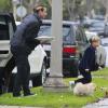 Exclusif - Gavin Rossdale et son fils Kingston rendent visite aux parents de Gwen Stefani. Los Angeles, le 16 décembre 2012.