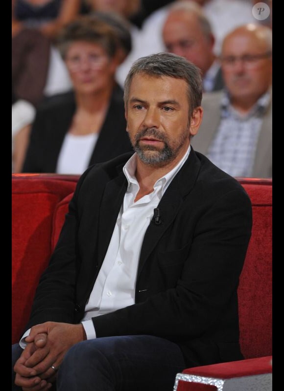 Philippe Torreton lors de l'enregistrement de l'émission Vivement Dimanche le 31 août 2011.