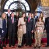 Les photos officielles du prince Félix de Luxembourg et de sa fiancée Claire Lademacher au château de Colmar-Berg le 27 décembre 2012 : il pose avec Hartmut et Gabriele Lademacher, parents de la fiancée, et le grand-duc Henri de Luxembourg et sa femme Maria Teresa, parents de Félix, mais aussi Félix, frère de Claire, ainsi que ceux du fiancé, Louis, accompagné de sa femme Tessy, leurs enfants Noah et Gabriel, Sébastien et sa soeur Alexandra