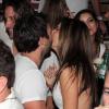 Alessandra Ambrosio et son fiancé Jamie Mazur ont fêté le nouvel an au Brésil au café La Mosique à Florianopolis. 1er janvier 2013. Les amoureux ont échangé quelques baisers.