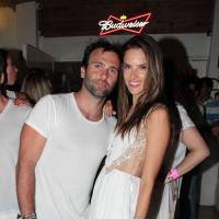 Alessandra Ambrosio : Nouvel An sexy et endiablé avec son fiancé