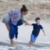 Coleen Rooney profite de la Barbade et de ses plages avec son fils Kai et ses deux frères, le 1er janvier 2013