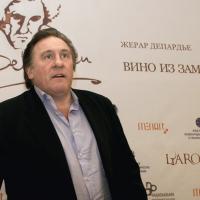 Gérard Depardieu reçoit son passeport russe, son ex-femme le dit 'inconsolable'