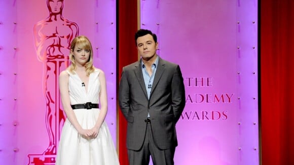 Oscars 2013 : Une sublime Emma Stone pour dévoiler les heureux nommés avec Ted