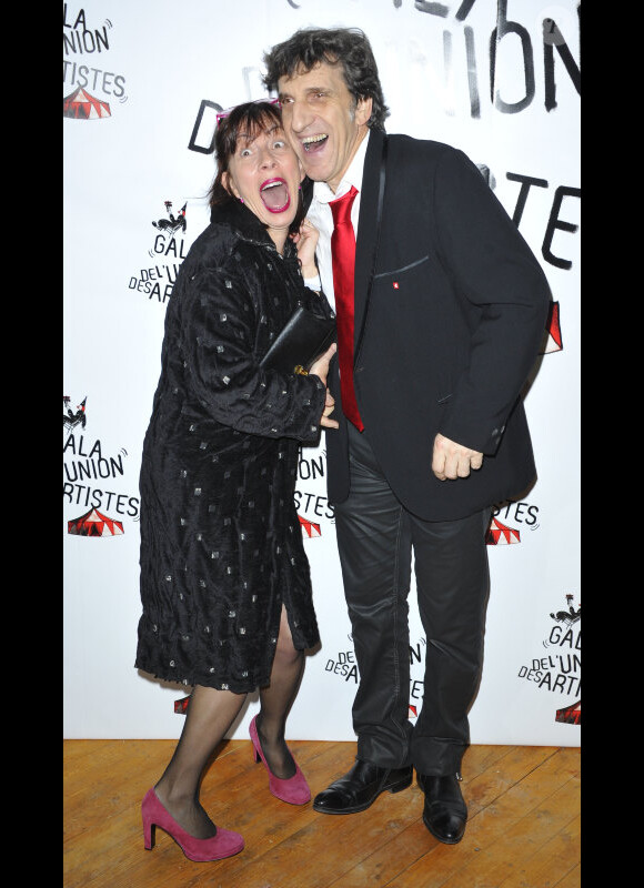 Corinne et Gilles Benizio, alias Shirley et Dino au 51e Gala de l'Union Des Artistes au Cirque Alexis Gruss à Paris, le 12 novembre 2012.