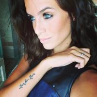 Jade Foret tatouée pour sa Liva : ''Live for Liva'', son témoignage d'amour