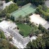 La sublime maison avec piscine et terrain de tennis que Madonna met en vente à Beverly Hills, prise en photo le 27 avril 2005.