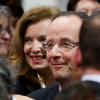 Le président Francois Hollande, soutenu par sa compagne Valérie Trierweiler, lors de ses voeux en Corrèze à Tulle le 19 janvier 2013 : En cette période difficile, le soutien de sa bien-aimée est indispensable