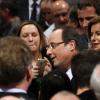 Le président Francois Hollande, soutenu par sa compagne Valérie Trierweiler, lors de ses voeux en Corrèze à Tulle le 19 janvier 2013 : En ces temps de guerre au Mali et prise d'otages en Algérie, le discours du président était très attendu