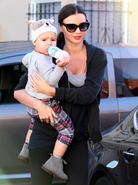 Miranda Kerr et son fils Flynn dans les rues de L.A. en janvier 2013.Photo exclusive