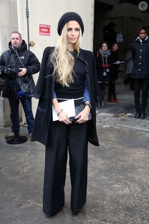 Laura Bailey arrive au défilé Chanel Haute Couture le 22 janvier 2013