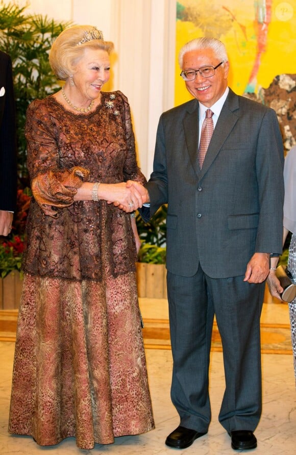 La reine Beatrix des Pays-Bas lors du dîner d'Etat offert en leur honneur par le président de Singapour Tony Tan Keng Yam, le 24 janvier 2013.
