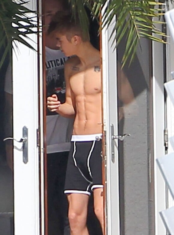 Justin Bieber en sous-vêtements à Miami, le 28 janvier 2013.