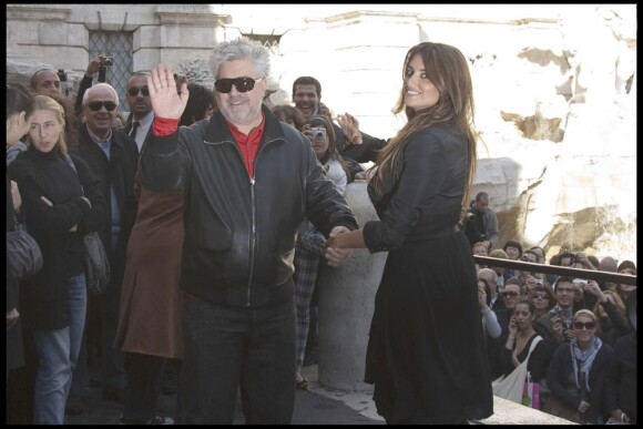 PEDRO ALMODOVAR, PENELOPE CRUZ - PHOTOCALL DU FILM "LOS ABRAZOS ROTOS" A ROME  Presentation of the movie -Los Abrazos Rotos- Roma sgp Id 4428908/11/2009 - Rome