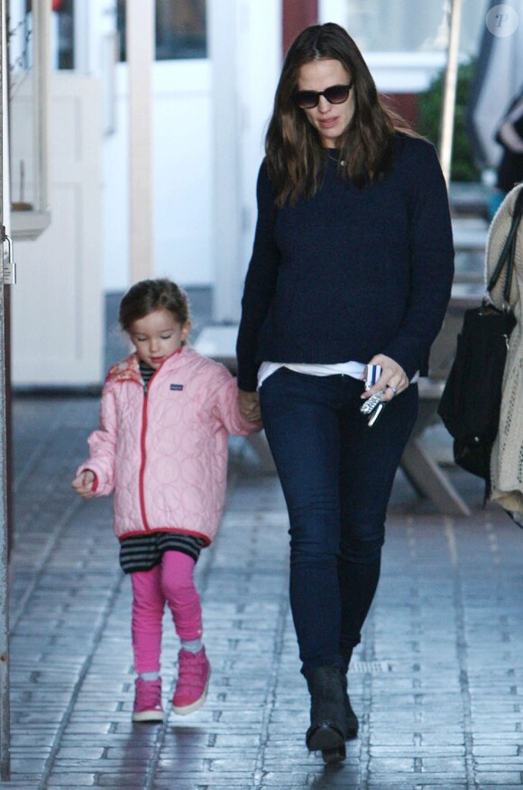 Jennifer Garner et sa fille Seraphina de sortie à Los Angeles, le 1er Février 2013.