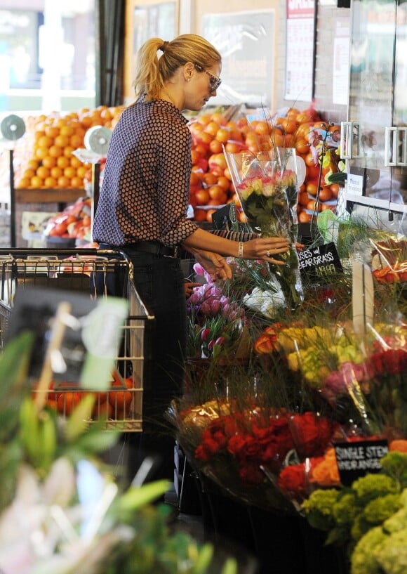 Heidi Klum fait des courses dans le magasin Whole Foods à Los Angeles, le 3 février 2013.