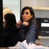 Kim Kardashian a fait du shopping, le 5 février 2012 à Los Angeles.