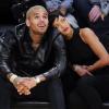 Rihanna et Chris Brown assistent à un match des Lakers, à Los Angeles, le 25 décembre 2012.