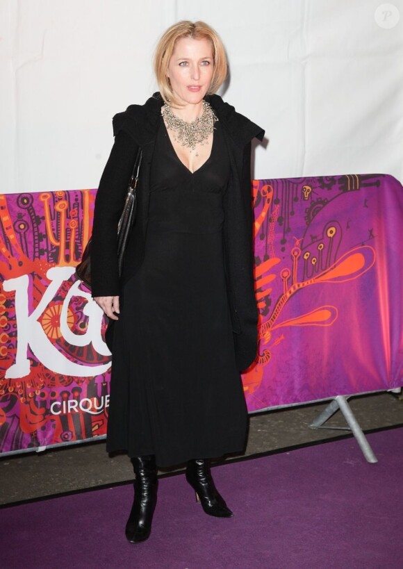 Gillian Anderson durant la première du spectacle du Cirque du Soleil - Kooza à Londres, le 8 janvier 2013.