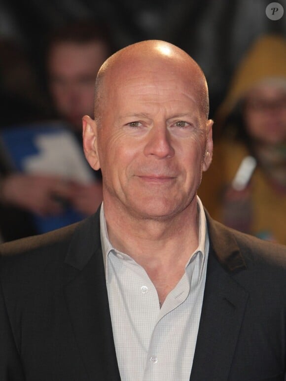 Bruce Willis sage à la première de Die Hard 5 à Londres le 7 février 2013.