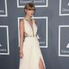 Taylor Swift en J. Mendel aux Grammy Awards 2013. Los Angeles le 10 février 2013