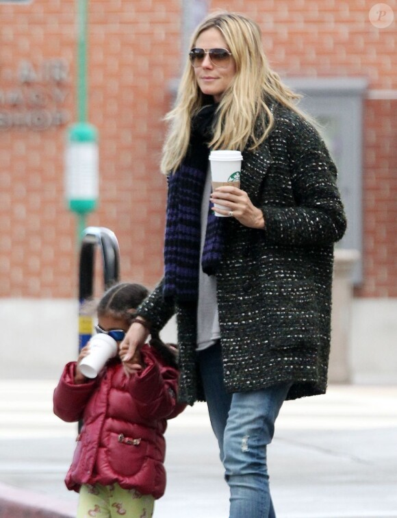 Heidi Klum et sa fille Lou dans les rues de Los Angeles le 10 février 2013
Photo exclusive