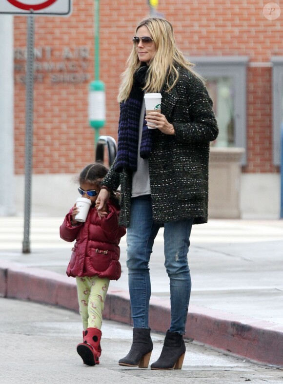 Heidi Klum et sa fille Lou dans les rues de Los Angeles le 10 février 2013
Photo exclusive
