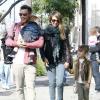 Jessica Alba en famille dans les rues de Los Angeles. Février 2013