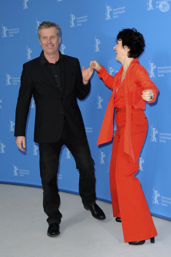 Juliette Binoche et le réalisateur Bruno Dumont au photocall du film Camille Claudel 1915 à la 63e Berlinale, le 12 février 2013.