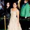 Mila Kunis en petite princesse légère pour la première du film Le Monde Fantastique d'Oz au El Capitan Theatre de Los Angeles, le 13 février 2013.