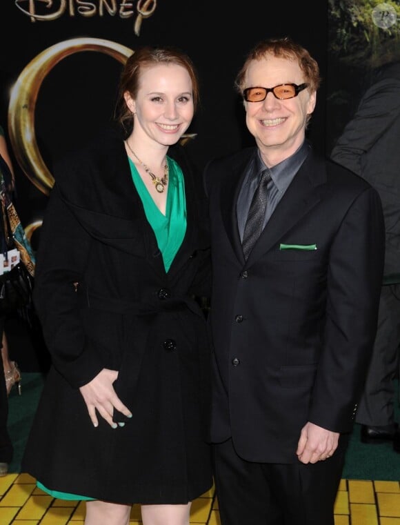 Danny Elfman et Mali Elfman à la première du film Le Monde Fantastique d'Oz au El Capitan Theatre de Los Angeles, le 13 février 2013.