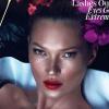Kate Moss habillée en Prada et d'un chapeau Philip Treacy, photographiée par Mert Alas et Marcus Piggott en couverture du magazine W. Mars 2013.