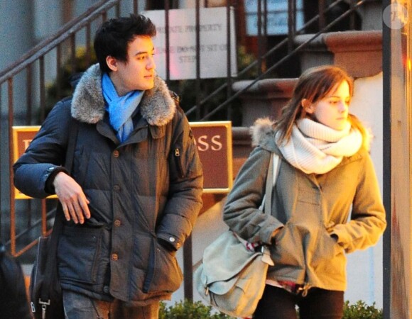 Emma Watson et son petit ami Will Adamowicz à New York, le 16 février 2013.