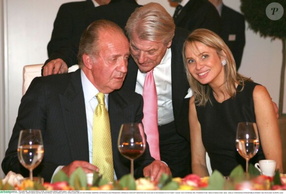 Le roi Juan Carlos Ier d'Espagne et la princesse Corinna zu Sayn-Wittgenstein le 2 février 2006 à Stuttgart.